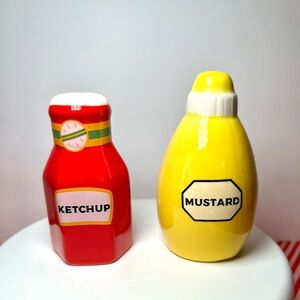 Ketchup and Mustard Ceramic Salt & Pepper Shakers Cookout BBQ Picnic Party
